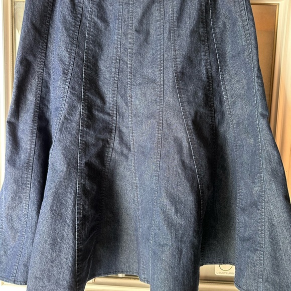 LARRY LEVINE PETITE - Stretch DENIM Skirt Sz 10P - BLUE - Picture 6 of 12